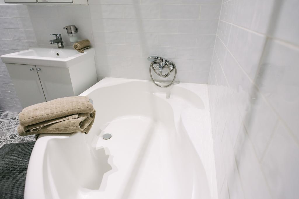 Golden Hand Luxury Apartment บูดาเปสต์ ภายนอก รูปภาพ